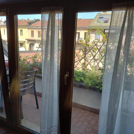 The Boheme Vintage Junior Suite ---- Cozy & Quiet & Comfortable With Private Bathroom & Fully Equipped Kitchenette & Cozy Balcony - Lift To 4Th Floor - Metro' Verde -Green Subway Porta Genova Milano Eksteriør bilde