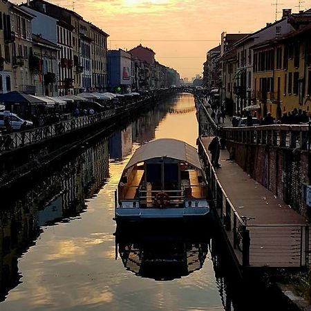 The Boheme Vintage Junior Suite ---- Cozy & Quiet & Comfortable With Private Bathroom & Fully Equipped Kitchenette & Cozy Balcony - Lift To 4Th Floor - Metro' Verde -Green Subway Porta Genova Milano Eksteriør bilde
